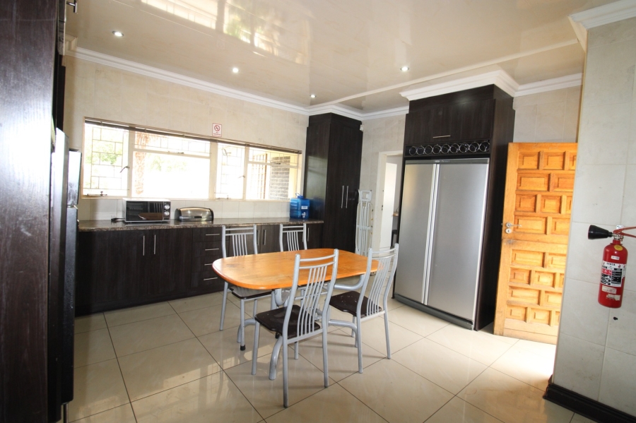 6 Bedroom Property for Sale in Universitas Free State